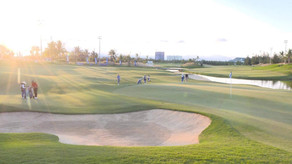 Sân gôn BRG Đà Nẵng thu hút rất nhiều du khách golfer