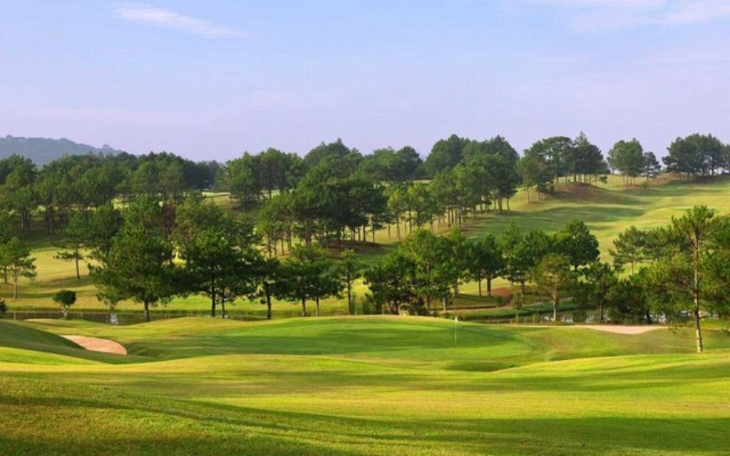 Không gian Dalat Palace Golf Club
