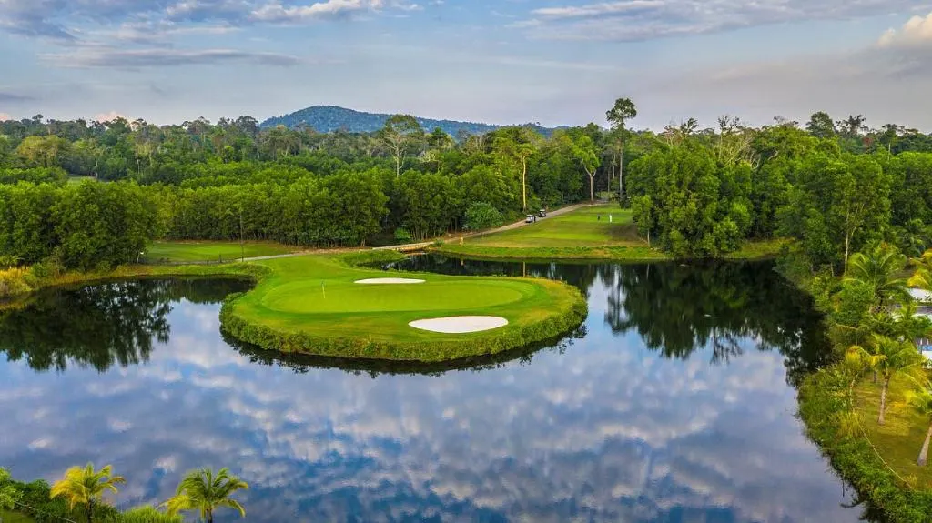 Sân golf Vinpearl Phú Quốc đẳng cấp và sang trọng nổi tiếng