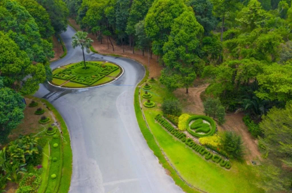 Sân golf Thủ Đức xanh mát nhìn từ trên cao