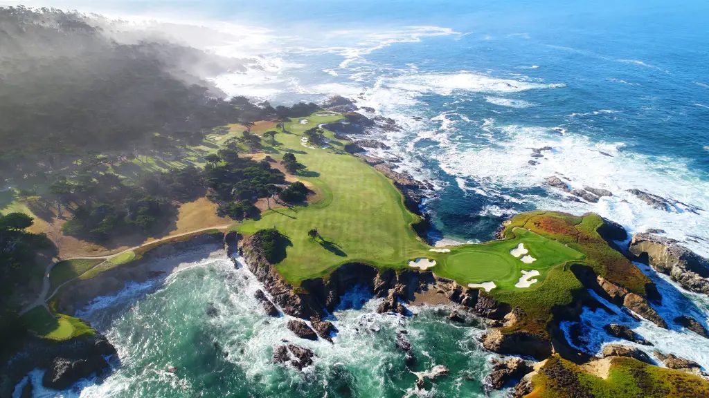 Sân golf Cypress Point Club nhìn từ trên cao