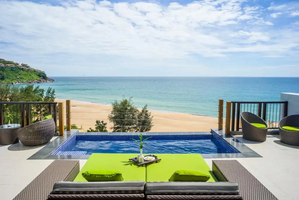 Sân gôn Laguna Lăng Cô kết hợp chơi golf và du lịch nghỉ dưỡng