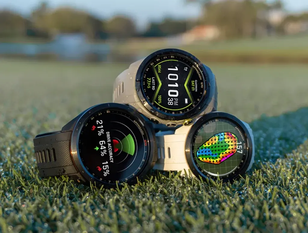 Đồng hồ Garmin Approach S70 42 mm với thiết kế định vị thông minh