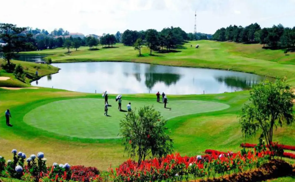 Không gian sân golf Lục Nam
