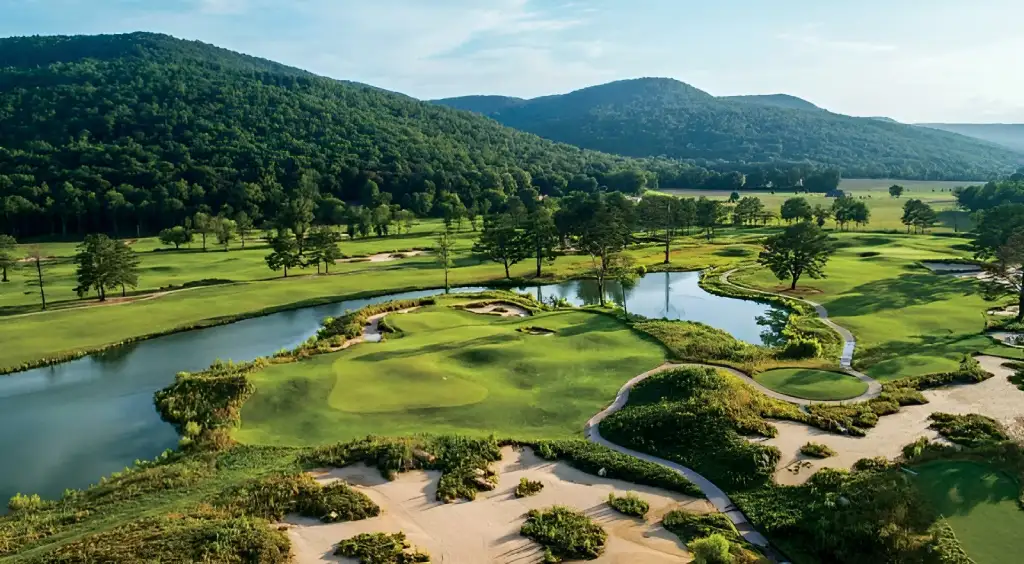 Sân golf Việt Yên với vốn đầu tư lớn tận dụng vẻ đẹp thiên nhiên Bắc Giang