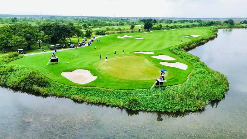 Để được hỗ trợ đặt sân golf Vinpearl Nha Trang, vui lòng liên hệ Topgolfbiz