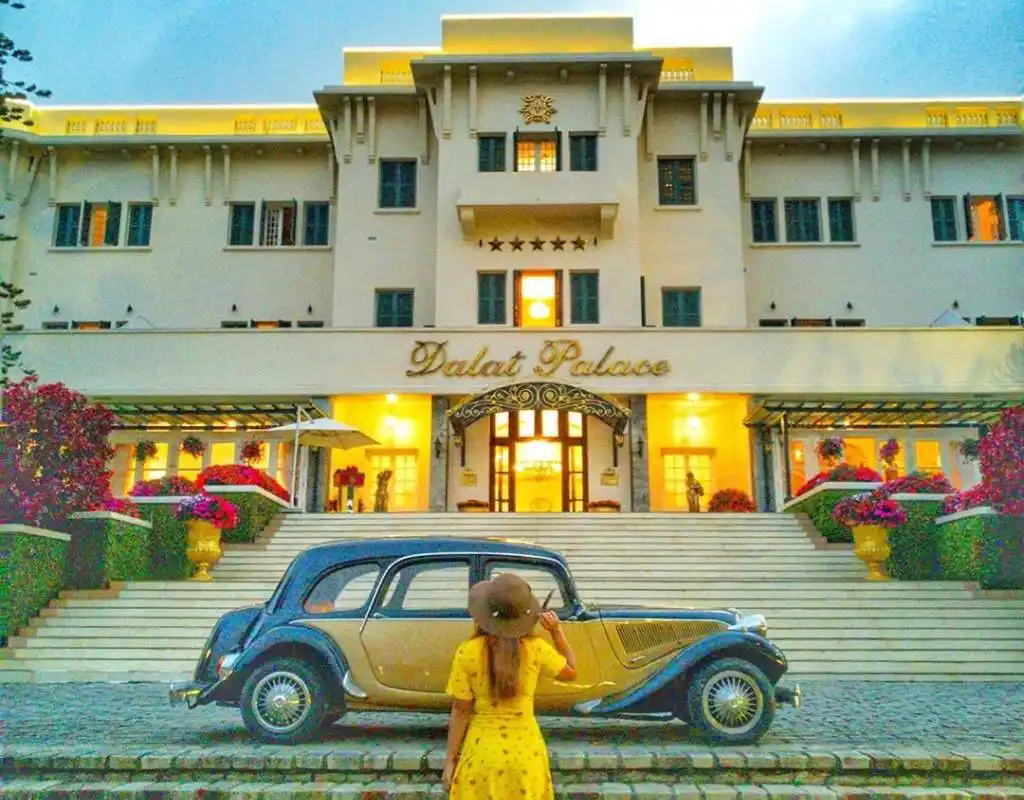Khách sạn 5 sao Dalat Palace đẳng cấp