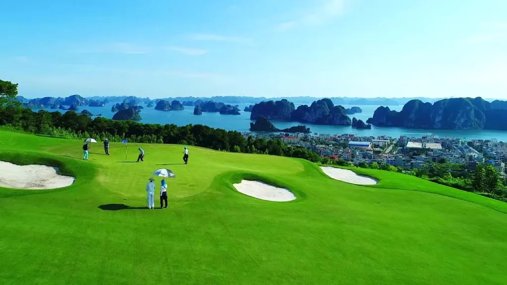 Sân golf MeKong Bình Dương là sân golf hội tụ rất nhiều yếu tố đạt tiêu chuẩn của PGA.