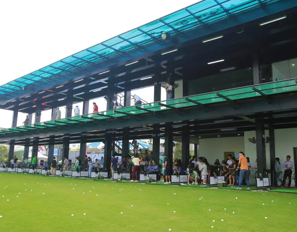 Eco Golf Club - Sân tập golf lớn tại Hà Thành