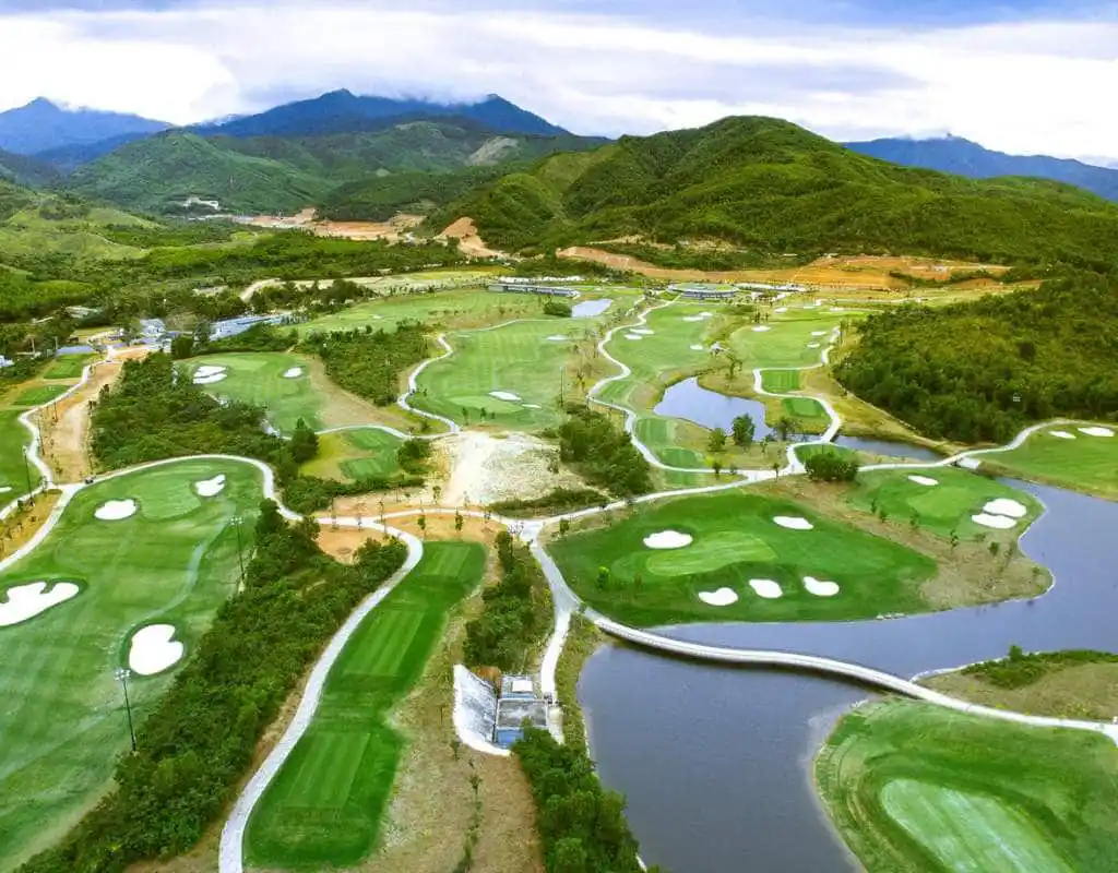 Sân golf Bà Nà Hills thách thức các golfer ở mọi cấp độ