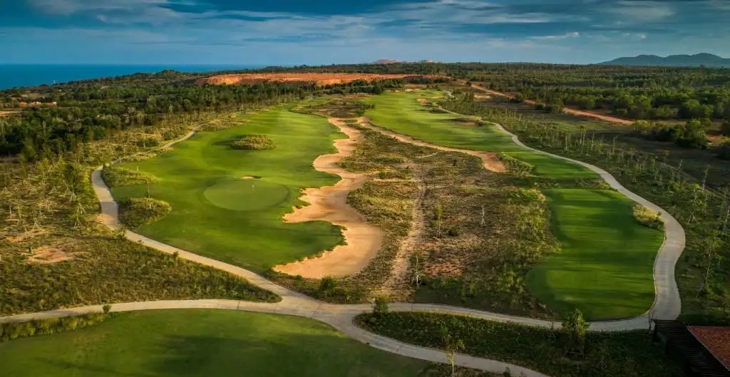 Sân golf PGA là gì?