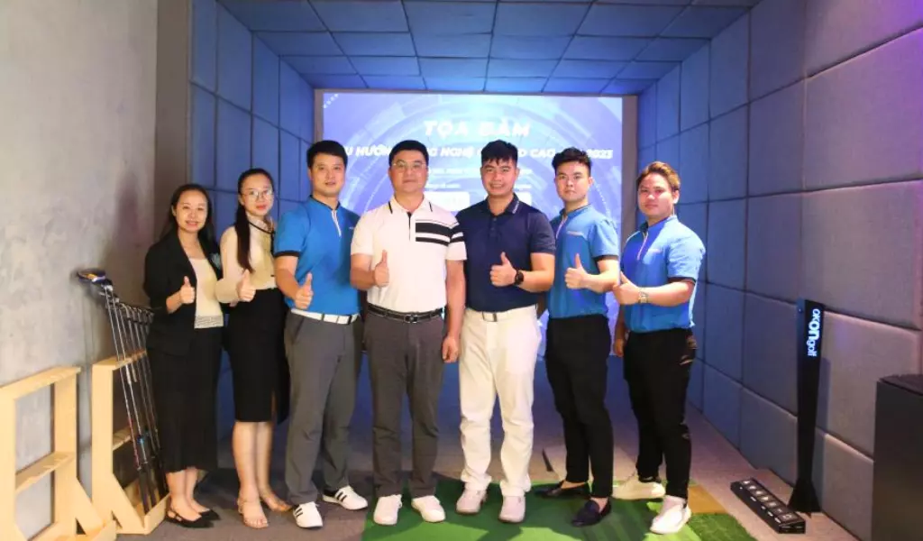 Các chuyên gia Hàn Quốc hợp tác cùng Techgolf