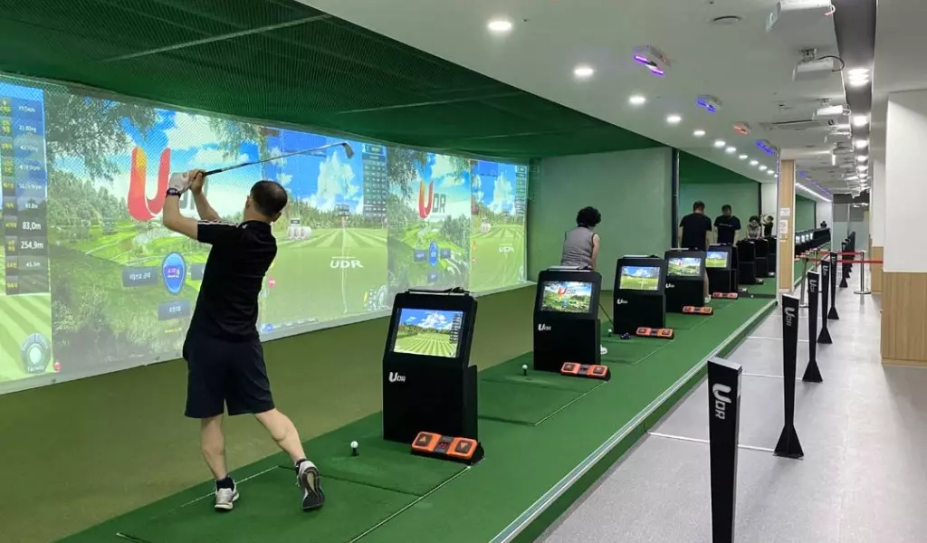 Việc chọn một quốc gia trong khu vực cũng thuận lợi hơn cho hành trình đưa công nghệ golf 3D hàng đầu về thị trường golf Việt