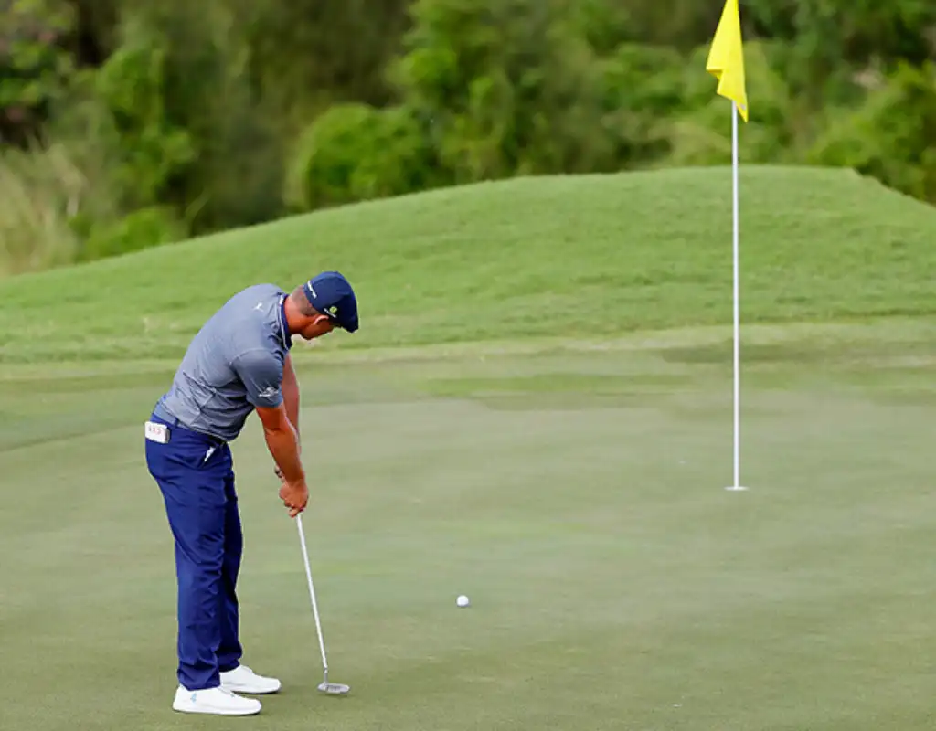 Chọn gậy golf cho người cao tuổi phù hợp giúp tối ưu hóa tốc độ swing