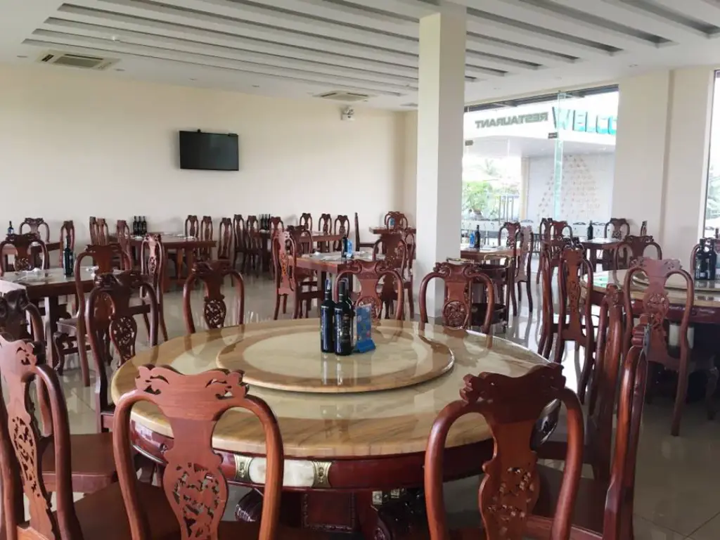 Khu nhà ăn tại sân Happy golf