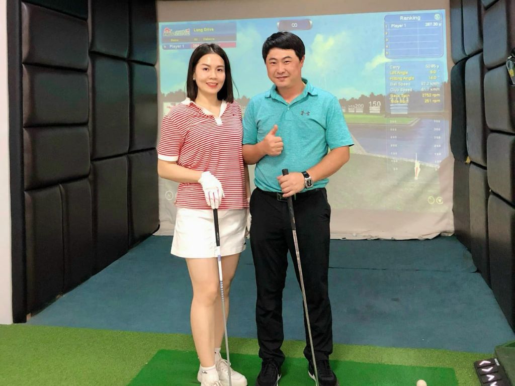 Golfer Nguyễn Phượng biết đến Số đỏ thông qua đơn vị golf được HLV Lee Kyu Han tin tưởng